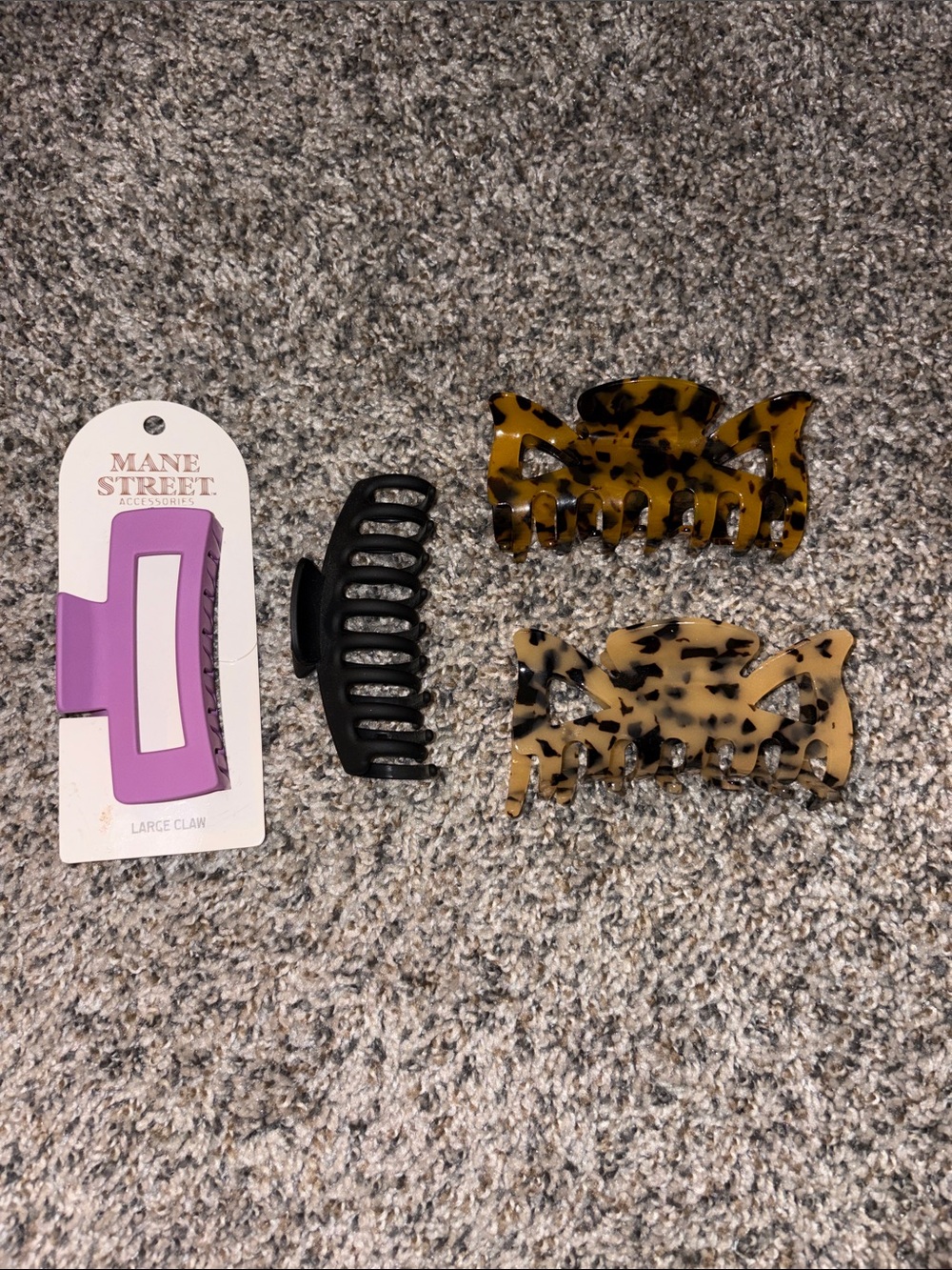 Set Tortoiseshell and Black Hair Claw Clips